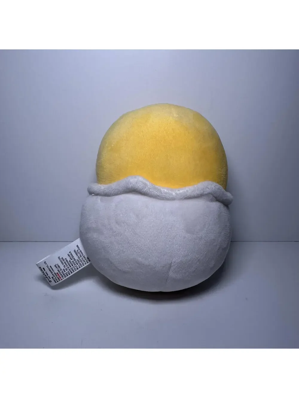 Sanrio Gund 2016 Gudetama “Lazy Egg in Eggshell” Small Plush